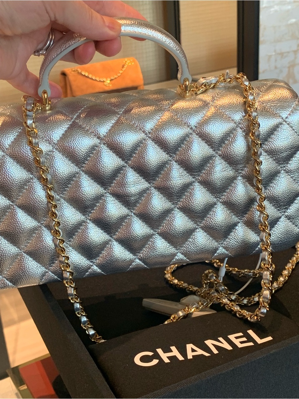 Brand new this week season rare Limited edition authentic Chanel silver purse - Picture 9 of 17